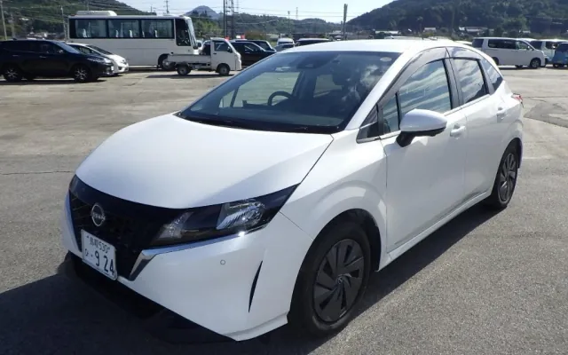 Nissan Note, 2022, фото 1