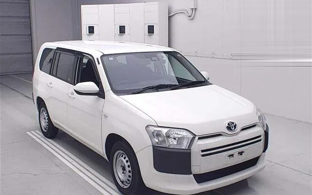 Toyota Probox, 2022, фото 1